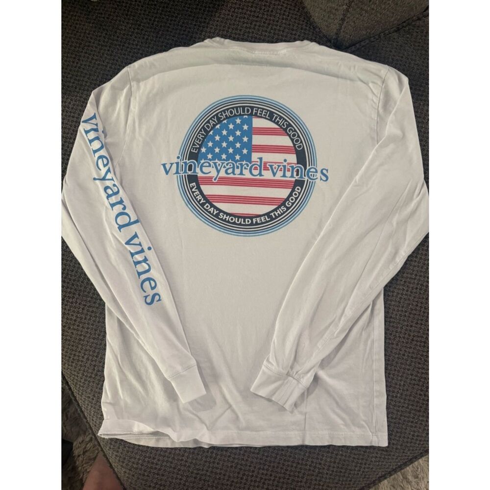 Vineyard Vines White Long-Sleeve Tee with Blue & Red Americana Logo